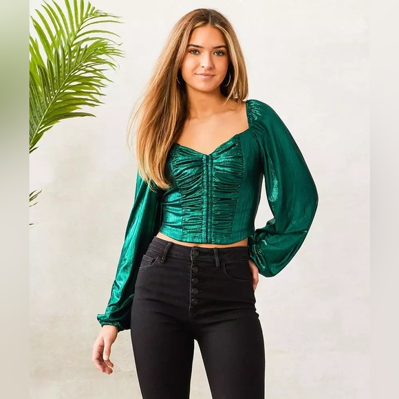 privy Tops - Emerald Green Ruched Long Sleeve Top